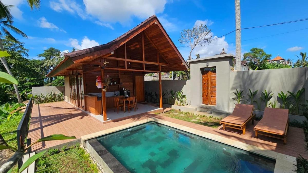 Utu 2, - Bali Ubud (Bali)